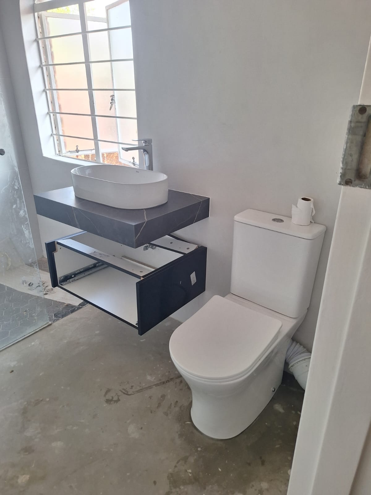 Bathroom fit-out